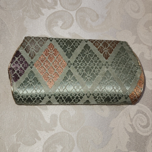 B. TIHMODE Vintage 60s Brocade Satin Clutch – Rare Geometric Evening Purse - Picture 8 of 15